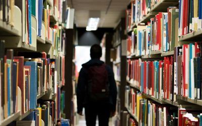 EMIGRAR a ESPAÑA con Permiso residencia España: La VISA de ESTUDIANTE PERMITE TRABAJAR con papeles en ESPAÑA